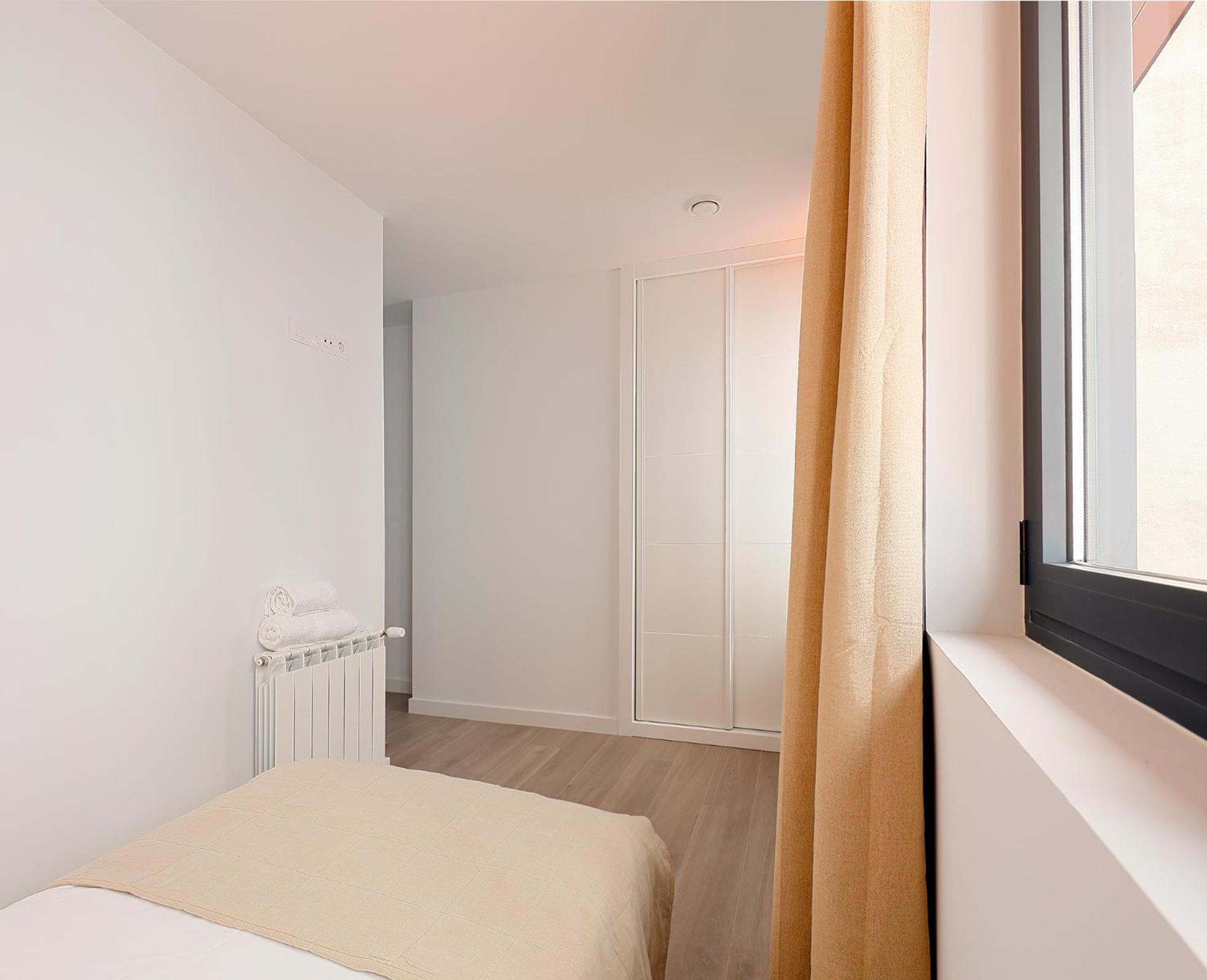 Apartamentos Sobrecantu Oviedo Eksteriør billede